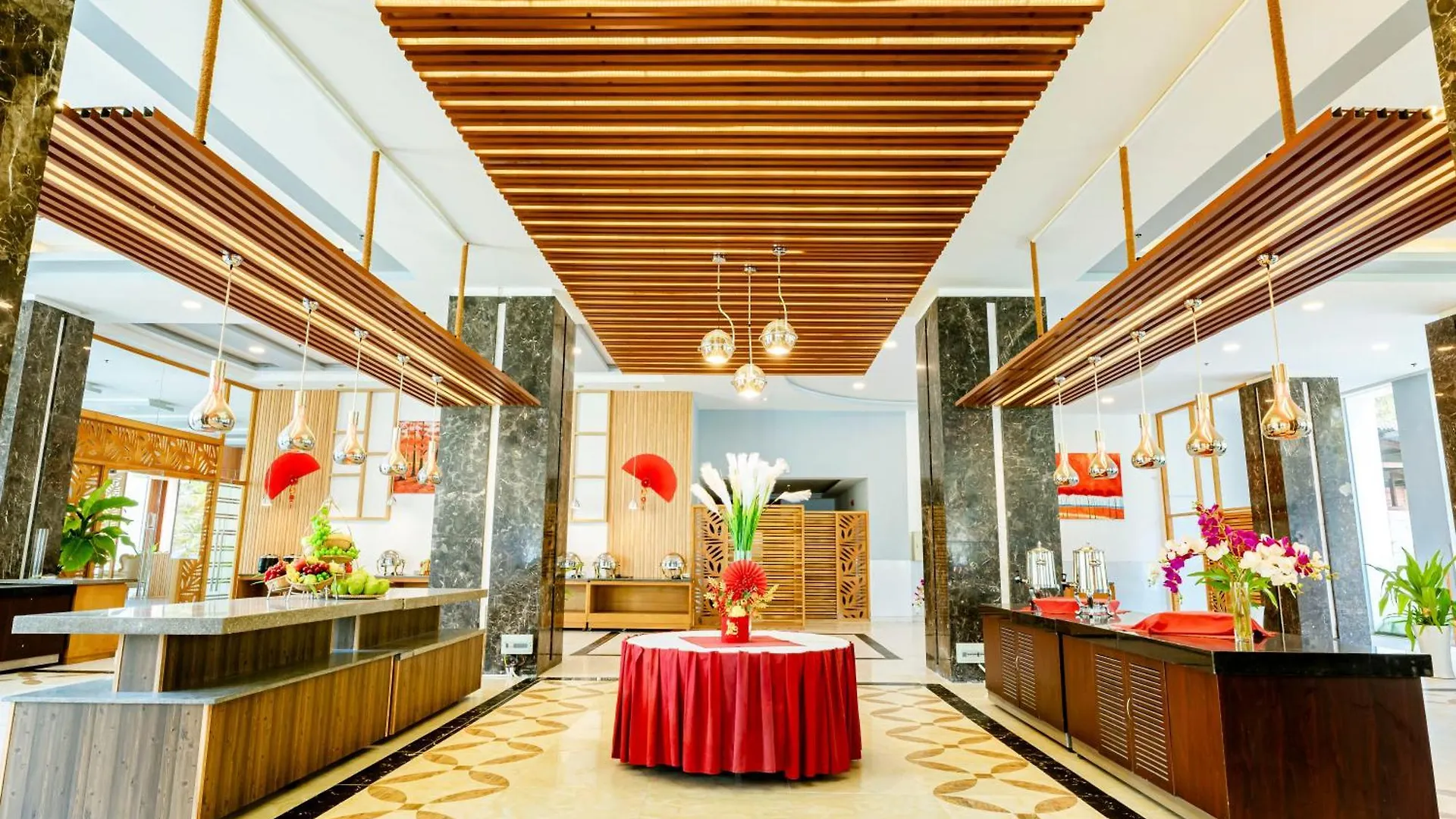 Ocean Waves Resort Cam Ranh Cam Lam 5*,